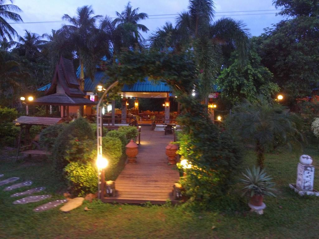 Garden Of Joy Hotel Ко Чанг Екстериор снимка